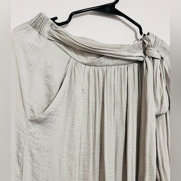 Silky material Zara maxi skirt - Picture 2 of 3